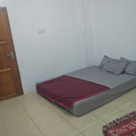 Sugi House Toraja - Villa Penginapan Sewa Harian Рантепао Екстер'єр фото